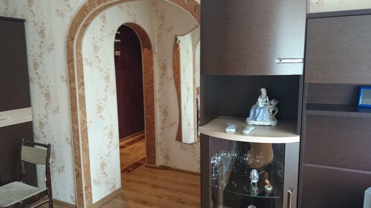 в центре города, Stacijas 111 Apartment